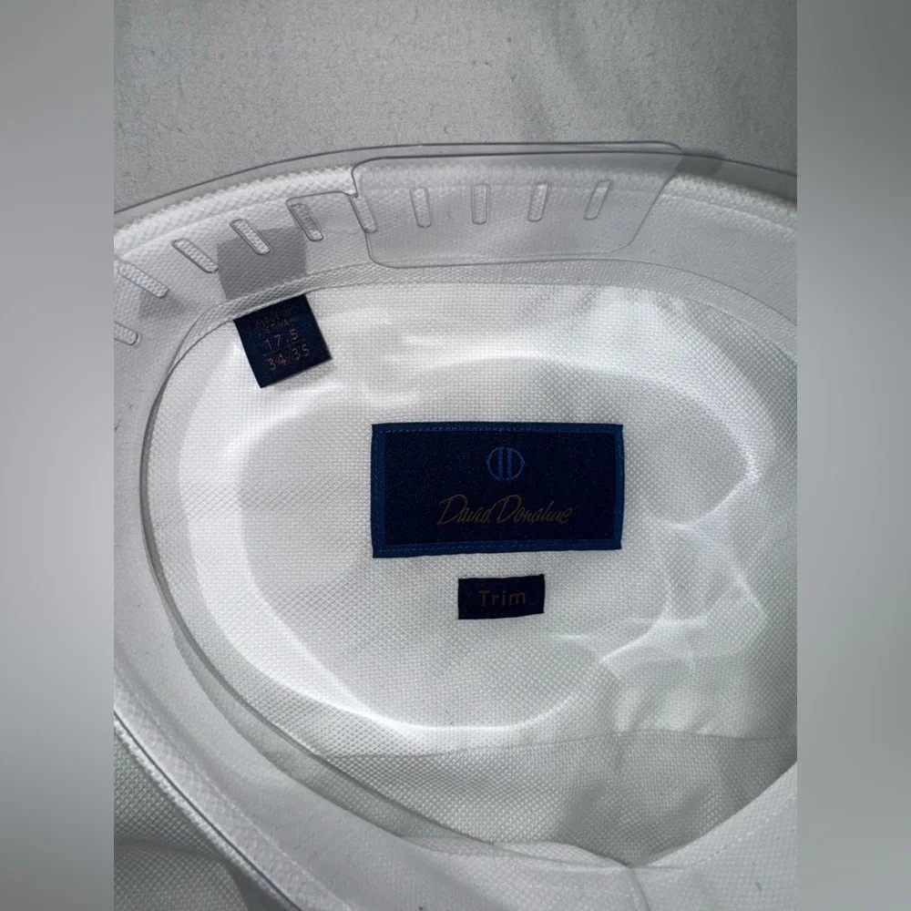 David Donahue White Dress Shirt. 34/35 Sleeves. 17.5 Neck. Trim Fit. - Picture 8 of 12